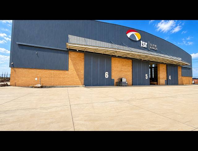 1,000M² WAREHOUSE TO LET IN TUNNEY